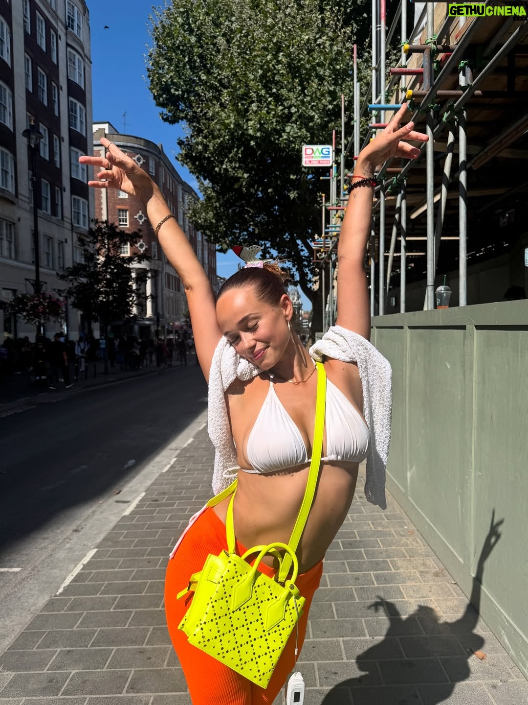 Rose Williams - 4.2K Likes - 1 ♥️. 🌍 a recent cardiac injury has brought so much more softness love and appreciation into my world. This year being a guest in the vibrant potent powerful beautiful heart of Caribbean culture at carnival hit different. Biggest carni love and appreciation✨ sound is a healer !!!🪘🔊🔊🔊