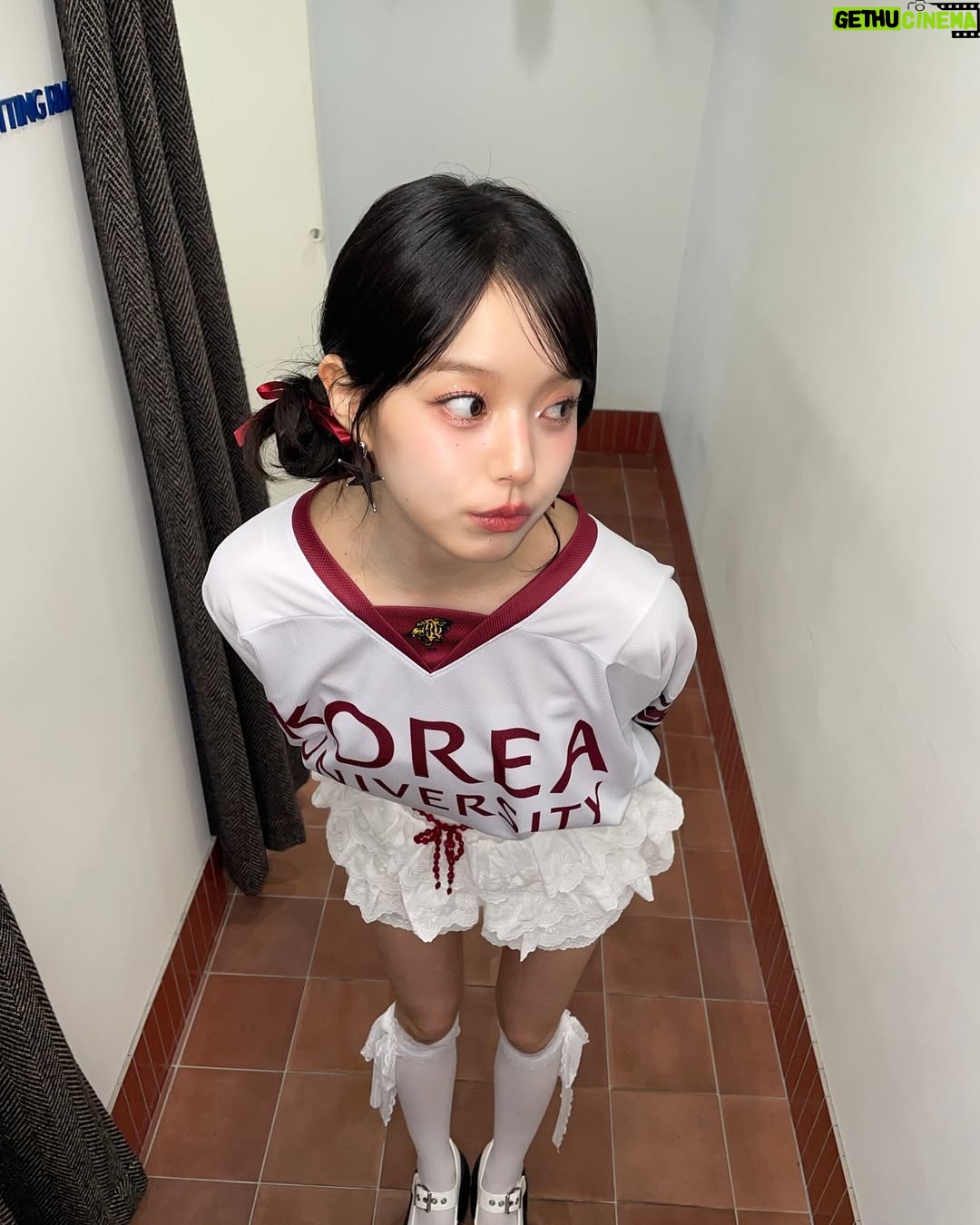 Rothy - 8.7K Likes - 고려대 진짜 즐거웠어요 🐯❤

💇 @lepic_mina 
💄 @lepic_eunkyoung 
👗 @elly_gy410