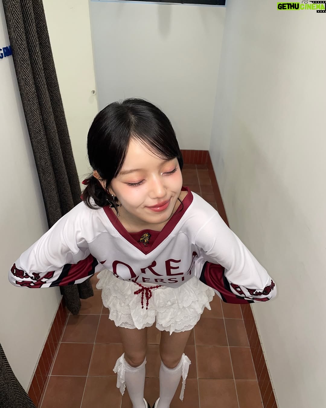 Rothy - 8.7K Likes - 고려대 진짜 즐거웠어요 🐯❤

💇 @lepic_mina 
💄 @lepic_eunkyoung 
👗 @elly_gy410