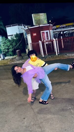 Rowida Shaheen Instagram - قطعة من گلبي واغلى ما عندي شكد مريت بأيام صعبه وقاسية حاولت بكل الي اكدر علية ما اخليك تحس بشي واعوضك عن كل شي اني انحرمت منه سامحني ماما اذا قصرت وياك فد يوم احبك ابني حبيبي