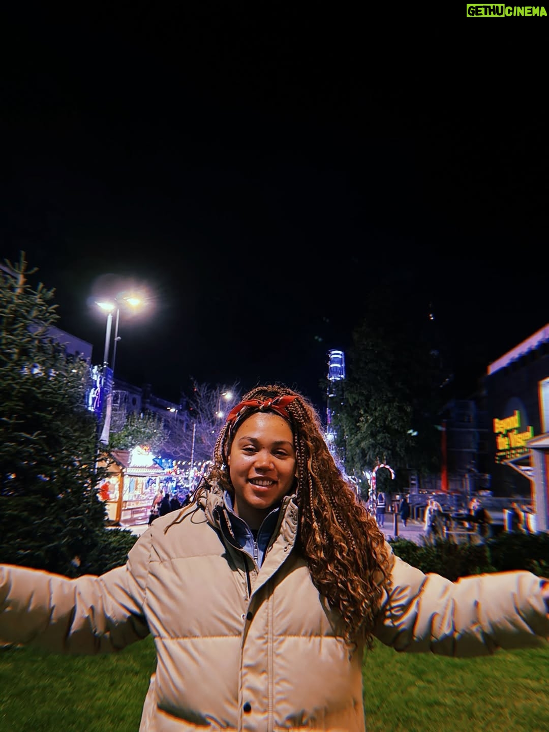 Ruby Barker - 1.5K Likes - Christmas markets with my boyfriend Oliver, such a magical time of year and so happy 😃