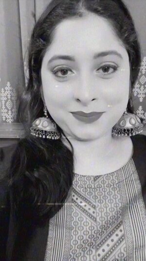 Rudrita Chatterjee Instagram - Just monochrome 
#reels #reelitfeelit #reelsvideo #reel #reelkarofeelkaro #reelindia