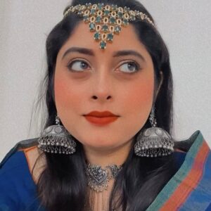Rudrita Chatterjee Instagram - Because I’m loving this look… 🥰
#fashionblogger #beautybloggers #indianfashion