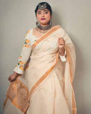 Rudrita Chatterjee Instagram - Happy Onam ❤️
#fashionblogger #onam #onamsaree