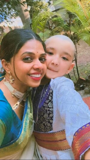 Rutuja Bagwe Instagram - Some bonds feel magical because they touch the soul, not just the heart.🫶Rajveer and Rutu Attu🫶
my extended family 🤍
#celebration #soulconnection #happyme #extendedfamily