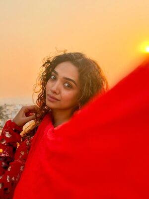 Saanve Megghana Instagram - Perks of a pent house. ☀️♥️
📸 - @nihal_kodhaty