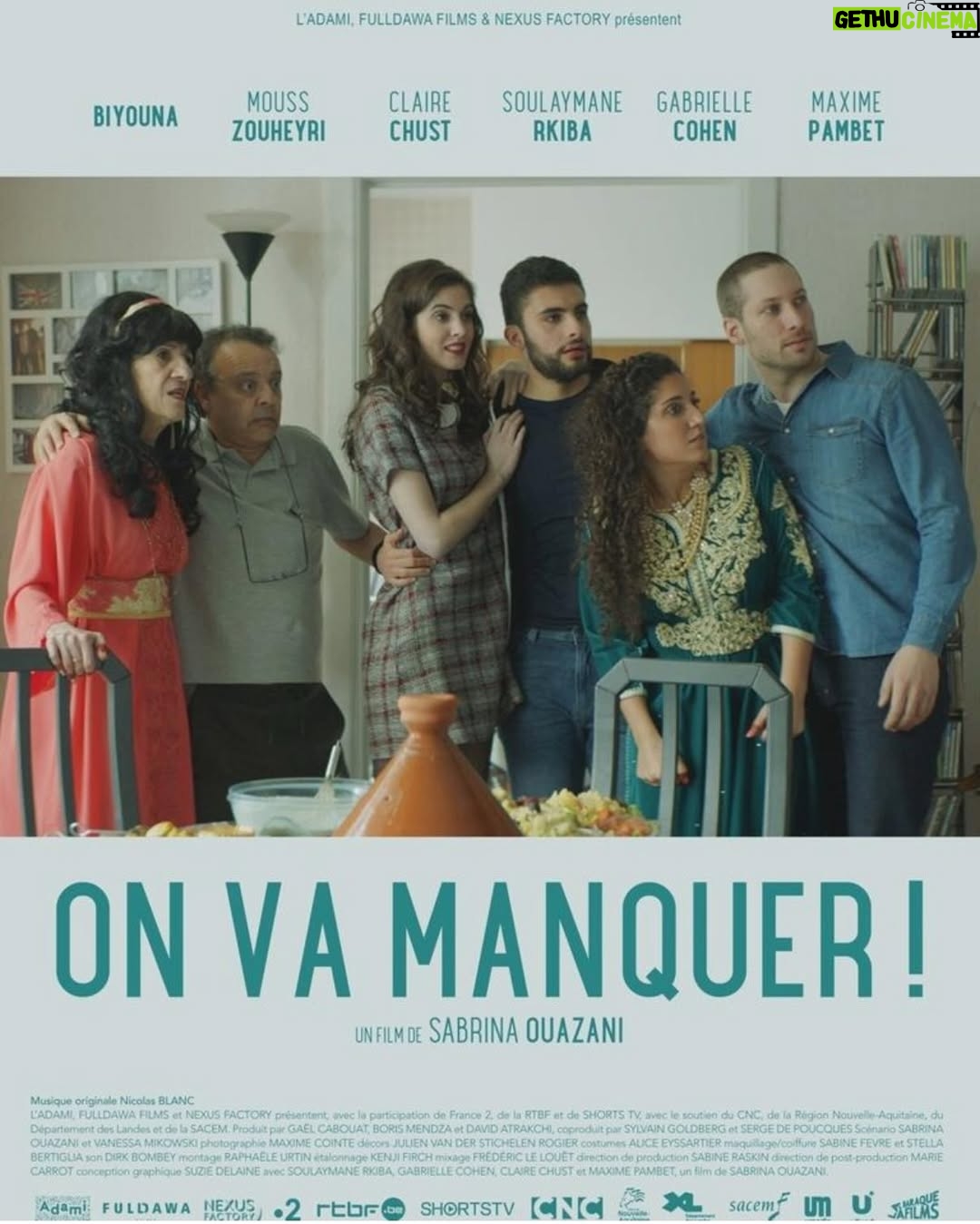Sabrina Ouazani - 70.9K Likes - Ma Biyou 
Tes bras me manquent déjà et vont me manquer jusqu'à la fin de ma vie ...
Le monde perd un Cœur comme je n'en avais jamais vu  Tu fais partie de ces êtres rares qui marquent une vie à jamais. Ton cœur si grand, ta générosité, ton courage, ta puissance et ta force ont laissé une empreinte indélébile en moi. Grâce à toi, je suis devenue quelqu’un de meilleur. Je veux te promettre que ton héritage vivra à travers chaque sourire, chaque geste de bonté, chaque moment où je choisirai de rester libre et d’aimer la vie comme tu me l’as appris.
Cette liberté que tu portais en toi... Une liberté rare, pure, que je n’ai jamais vue ailleurs. Tu vivais en accord avec ton cœur, tu suivais ton propre chemin, et tu nous montrais par l’exemple qu’on pouvait choisir la vie qu’on aimerait avoir. Ta liberté était un souffle d’air frais qui inspirait chacun de nous à être soi même, sans compromis, sans frontières 
Merci pour tout ce que tu as été.
Merci pour tout ce que tu es encore au delà de ce que mes yeux peuvent voir
Je t aime 
Allah y Rahma