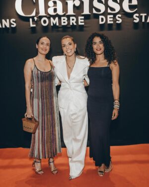 Sabrina Ouazani Instagram - Kiff et fierté pour ma GirlBoss @clarissecastan 💘
Bientôt sur @netflixfr & @m6plus