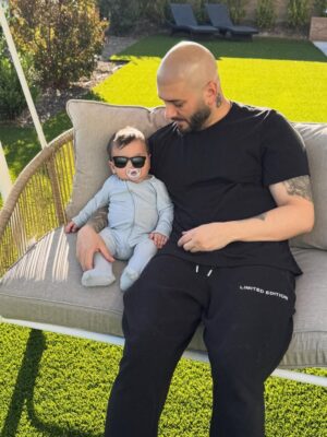 Sahar Golestani Instagram - Happy Birthday @massari ♥️. You truly are the best husband a girl could ask for. I’ve watched you become a father and I feel so blessed that little Malek will grow up with you as his role model. 45 has never looked better 🤩🤩🤩🤩