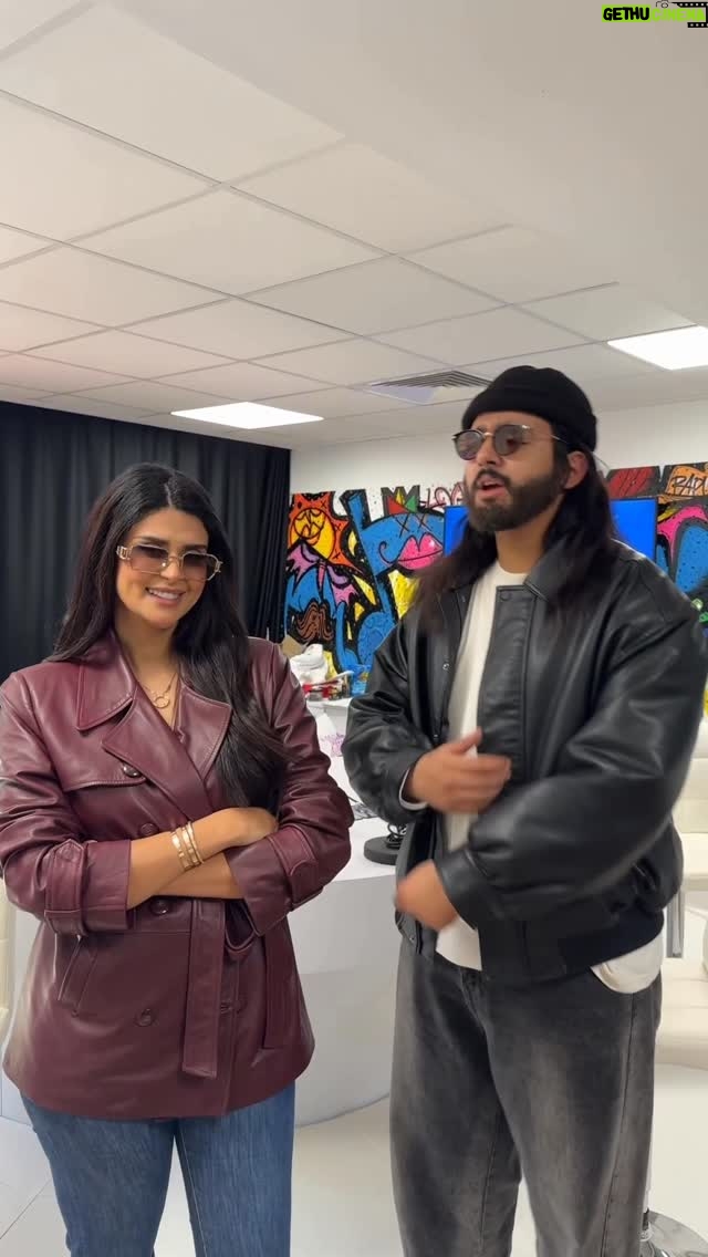 Salma Rachid - 108.1K Likes - ⁨	فاش كيدوز شي حد قدام الكاميرا وانت كتصور 🥲 شنو كنتو ديرو بلاصتنا مع هادشي اللي دار مومو 🙂⁩