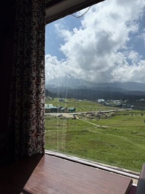 Saloni Sandhu Instagram - Just me, Kashmir, and endless views 🫶