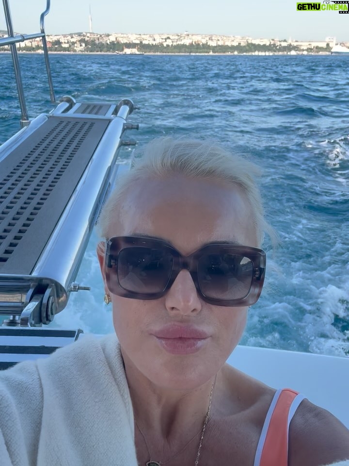 Sanela Diana Jenkins - 7.5K Likes - 4 paramedic flights 6 hospital 5 countries 6 months of living in hotels we made it with dedo to #istambuł  something about this feels right 🙏 thank you @nebi4 @omerkaracanprivate for EVERYTHING 😊🥰