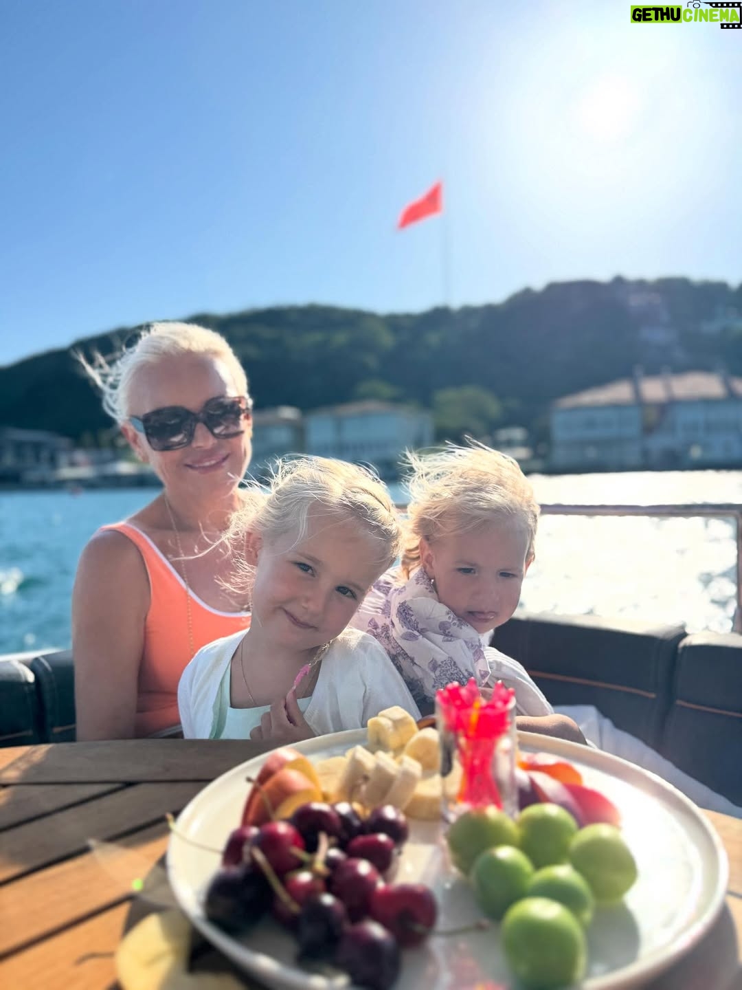 Sanela Diana Jenkins - 7.5K Likes - 4 paramedic flights 6 hospital 5 countries 6 months of living in hotels we made it with dedo to #istambuł  something about this feels right 🙏 thank you @nebi4 @omerkaracanprivate for EVERYTHING 😊🥰