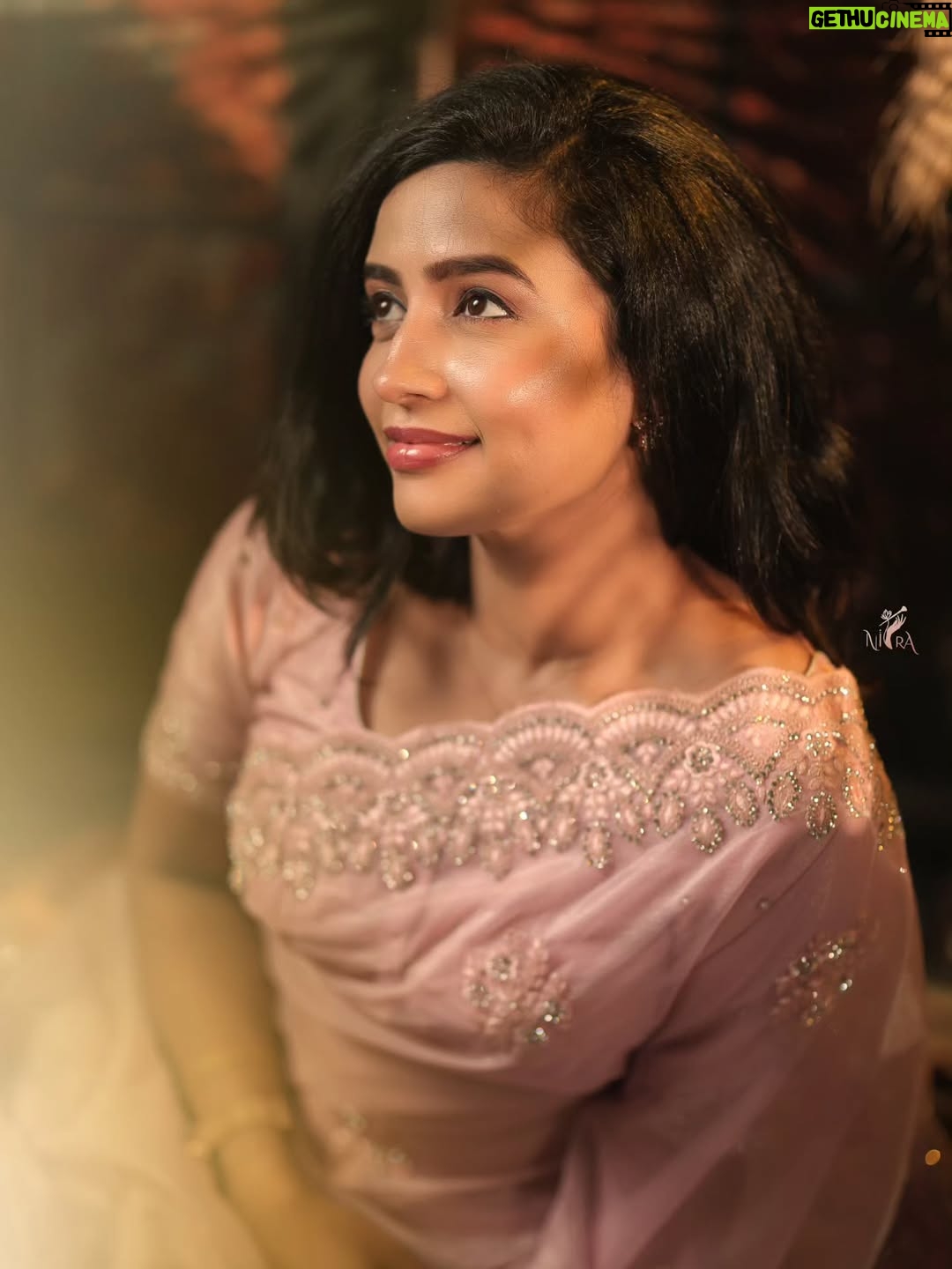 Sangeetha sai - 25.4K Likes - A smile is the beautiful curve in a women's body..
Keep smiling 😊

Mua @niramakeupartistry 
Camera @sunilsunil.official, @yo_c_studioz