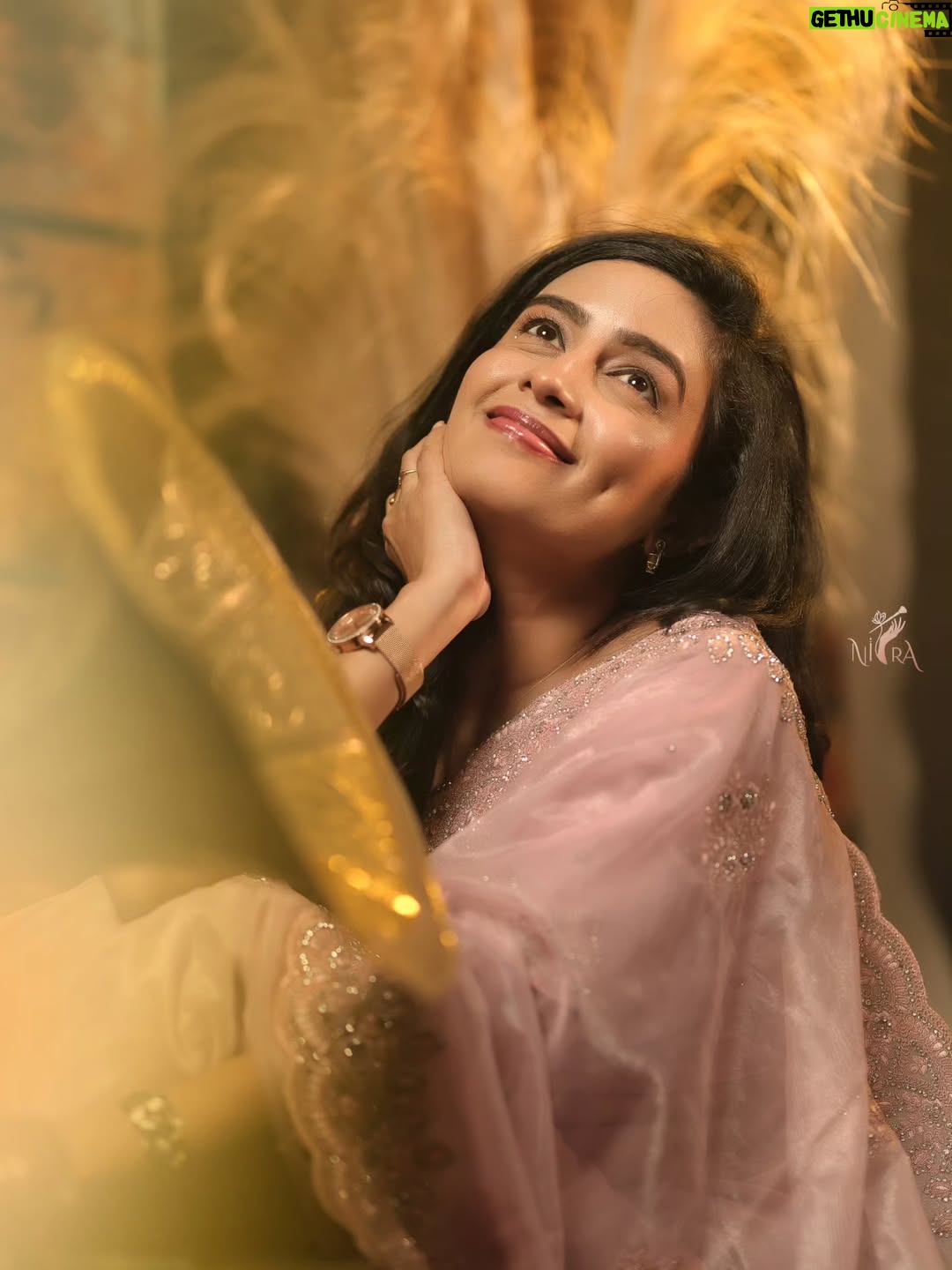 Sangeetha sai - 25.4K Likes - A smile is the beautiful curve in a women's body..
Keep smiling 😊

Mua @niramakeupartistry 
Camera @sunilsunil.official, @yo_c_studioz