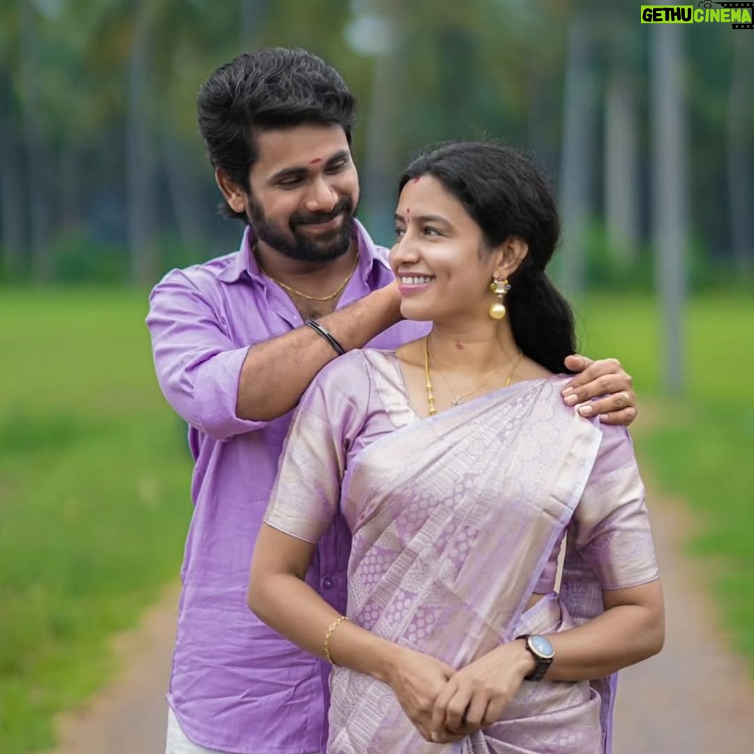 Sangeetha sai - 300.4K Likes - Just the diwali that  lightens up every one..

Our diwali went like this 🥰
We grow up each n every day with love, kind, understanding life in a better way.
We learn, forgive and adapt as life changes.

#diwalispecial💥 #thaladiwali #diwalivibes #beingwifey #festivals #familyvibes