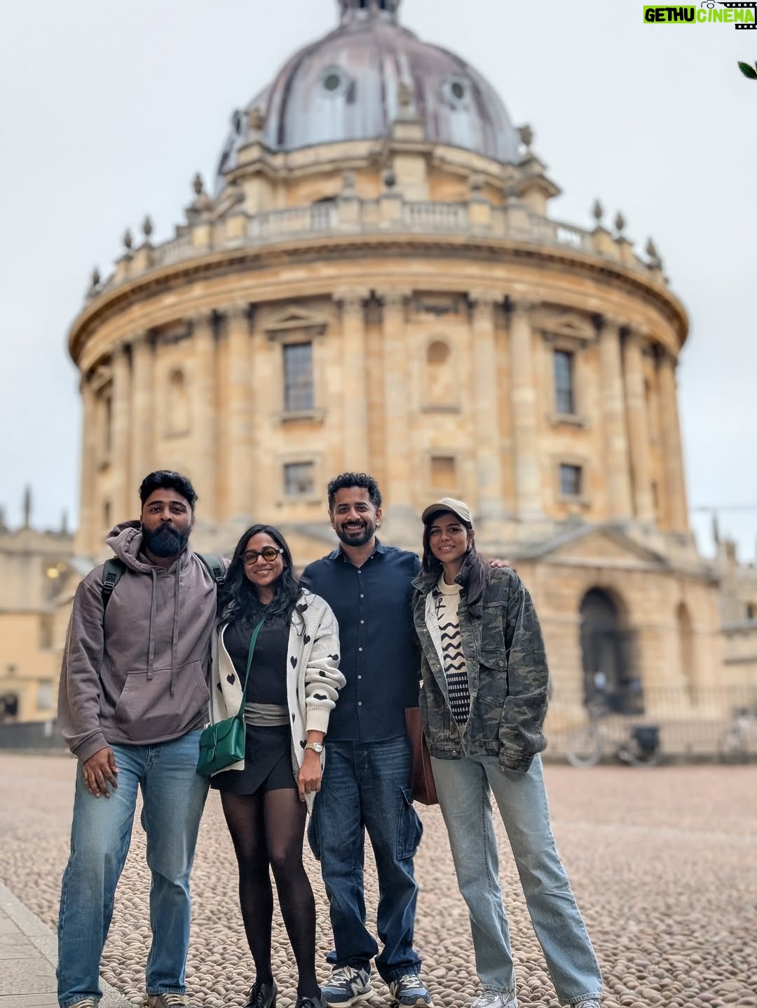 Santhy Balachandran - 63.7K Likes - When two of my worlds collided: a kutti subset of Team Lokah at University of Oxford. A little lost for words because this was not something I ever imagined. I guess life has a way of surprising us… Grateful for all the twists of fate that led to this day when some core memories were made 🤍

#teamlokah #universityofoxford