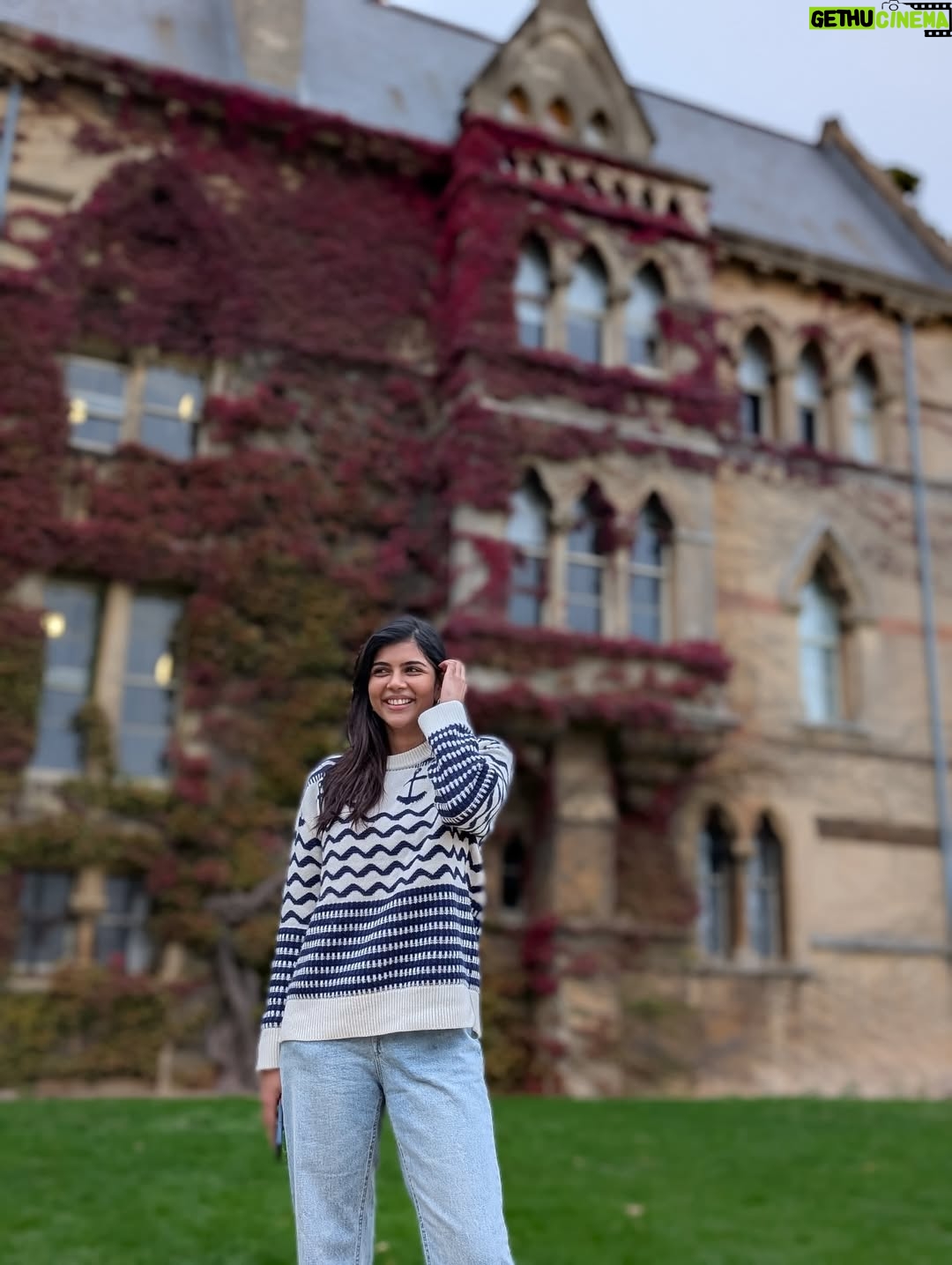 Santhy Balachandran - 63.7K Likes - When two of my worlds collided: a kutti subset of Team Lokah at University of Oxford. A little lost for words because this was not something I ever imagined. I guess life has a way of surprising us… Grateful for all the twists of fate that led to this day when some core memories were made 🤍

#teamlokah #universityofoxford