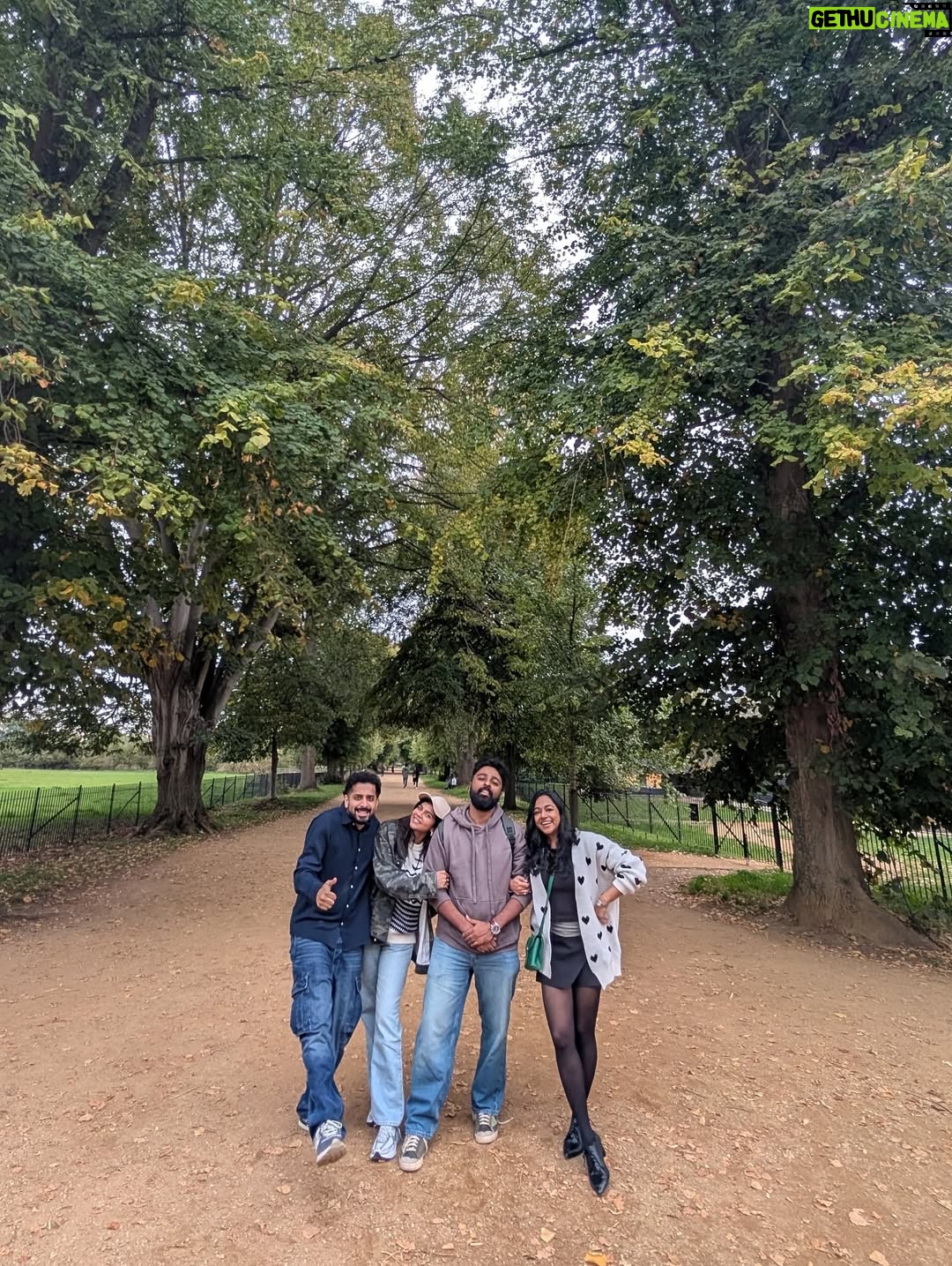 Santhy Balachandran - 63.7K Likes - When two of my worlds collided: a kutti subset of Team Lokah at University of Oxford. A little lost for words because this was not something I ever imagined. I guess life has a way of surprising us… Grateful for all the twists of fate that led to this day when some core memories were made 🤍

#teamlokah #universityofoxford
