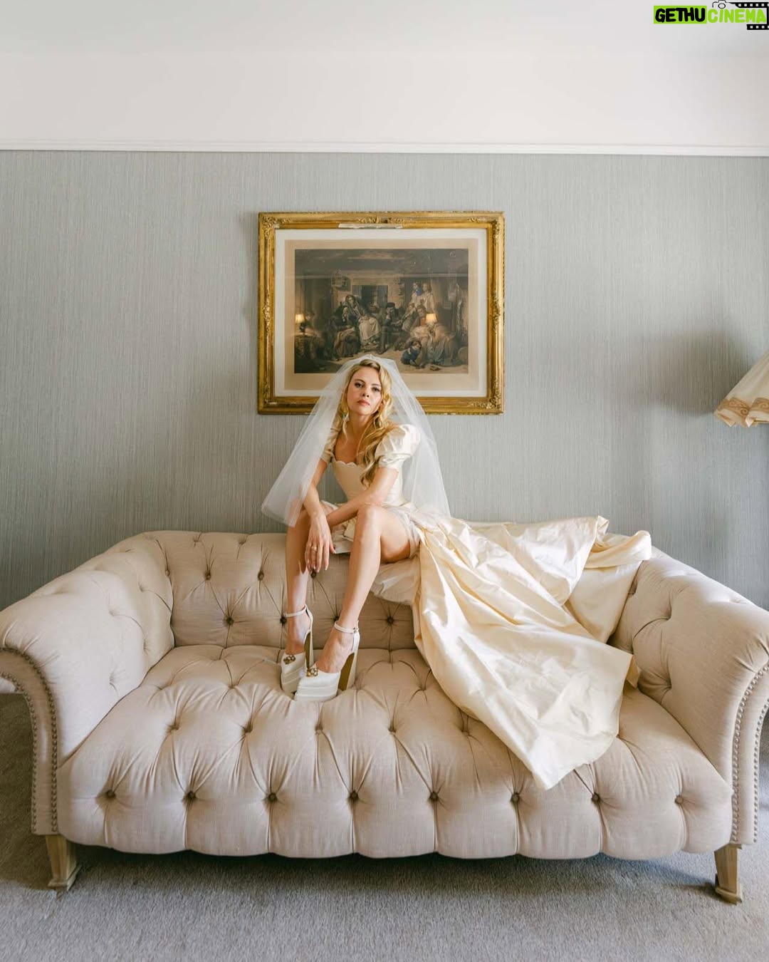 Saoirse-Monica Jackson - 485.8K Likes - #DerryGirls star #SaoirseMonicaJackson and Scottish DJ #DenisSulta, real name Hector Barbour, are married! The couple said “I do” at Dromquinna Manor in County Kerry, honouring their Celtic roots in front of family and friends, including Jackson’s co-star and bridesmaid #JamieLeeODonnell. The actor called on @AnniesIbiza for her wedding gown, using two points of reference: a Dior design she’d seen on the runway, and an Annie’s Ibiza look worn by #Zendaya. Click the link in bio for an exclusive look inside their weekend-long celebrations. 

Photographed by @StoryOfEve.