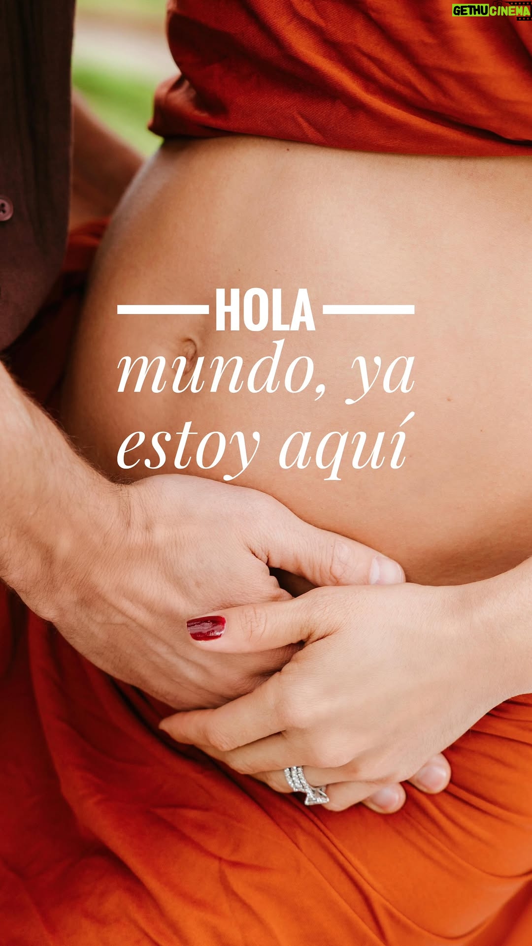 Sara Corrales - 101.3K Likes - EL DÍA QUE ESTA NOTICIA TOCÓ EL ALMA DE TODOS… ✨ 

Jamás imaginé que una noticia pudiera iluminar tantos corazones a la vez.
Cada abrazo, cada lágrima, cada sonrisa desbordada de nuestros amigos, seguidores y familiares … son instantes que guardaremos para siempre.
Nuestro bebé llegó primero a sus almas antes de llegar a nuestros brazos.

Gracias a cada persona que celebró con nosotros este sueño que hoy se vuelve realidad.
Gracias a la vida por regalarnos el privilegio más grande.
Y gracias a ti, bebé, por cambiarnos la vida aún sin conocerte. 

Bienvenido, hij@.
Acá te esperamos, tus papás, familia, amigos y seguidores 💖✨