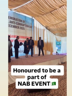 Sara Raza Khan Instagram - GUEST OF HONOUR at National Accountability Bureau “NAB🇵🇰” along with Governor Punjab ,DG NAB , Former Director Generals and Respected Dignitaries ,Celebrated Anti Corruption Day engaging  Youth Against Corruption Special Price distribution Ceremony! It was indeed an Honour To be a part of such Important and Formal Event! #sararazakhan