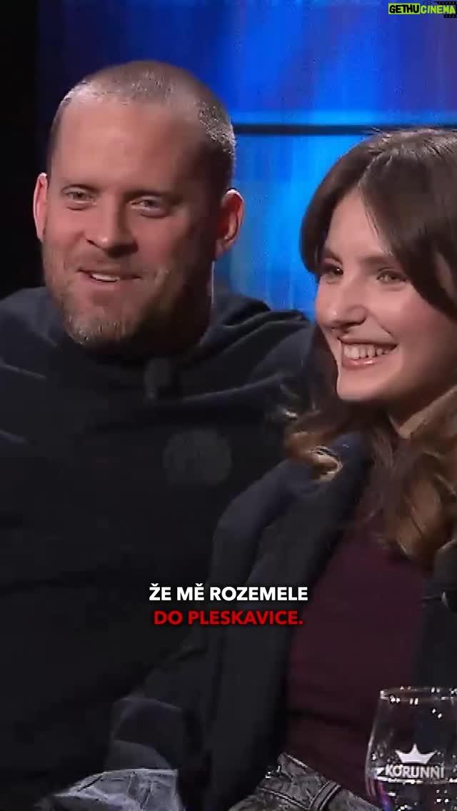 Sara Sandeva - 32.3K Likes - Jakub Prachař a Sara Sandeva povypráví i o rodinných vztazích, tak nezapomeňte dnes ve 21:30 ladit Primu!💥

#7paduhonzydedka #tvprima #jakubprachar #sarasandeva