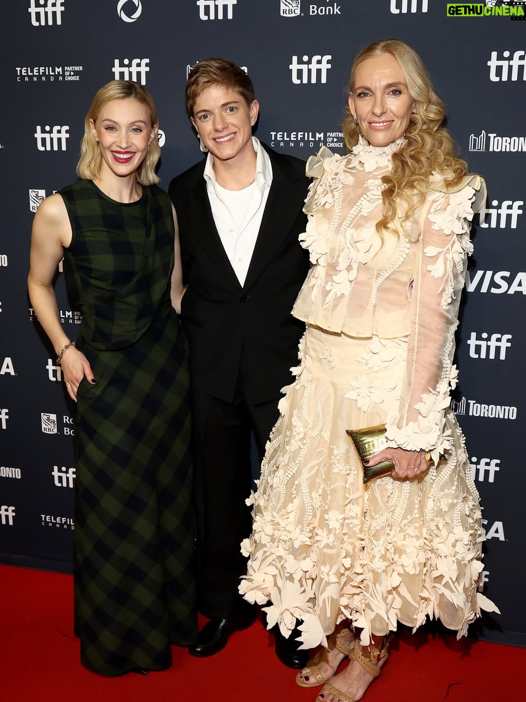 Sarah Gadon - 2.7K Likes - Thank you @tiff_net I can’t wait to share this show with the rest of the world Sept 25th #wayward @netflixca