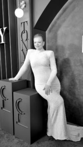 Sarah Snook Instagram - The Tony Award winning @sarah_snook 👏👏👏👏