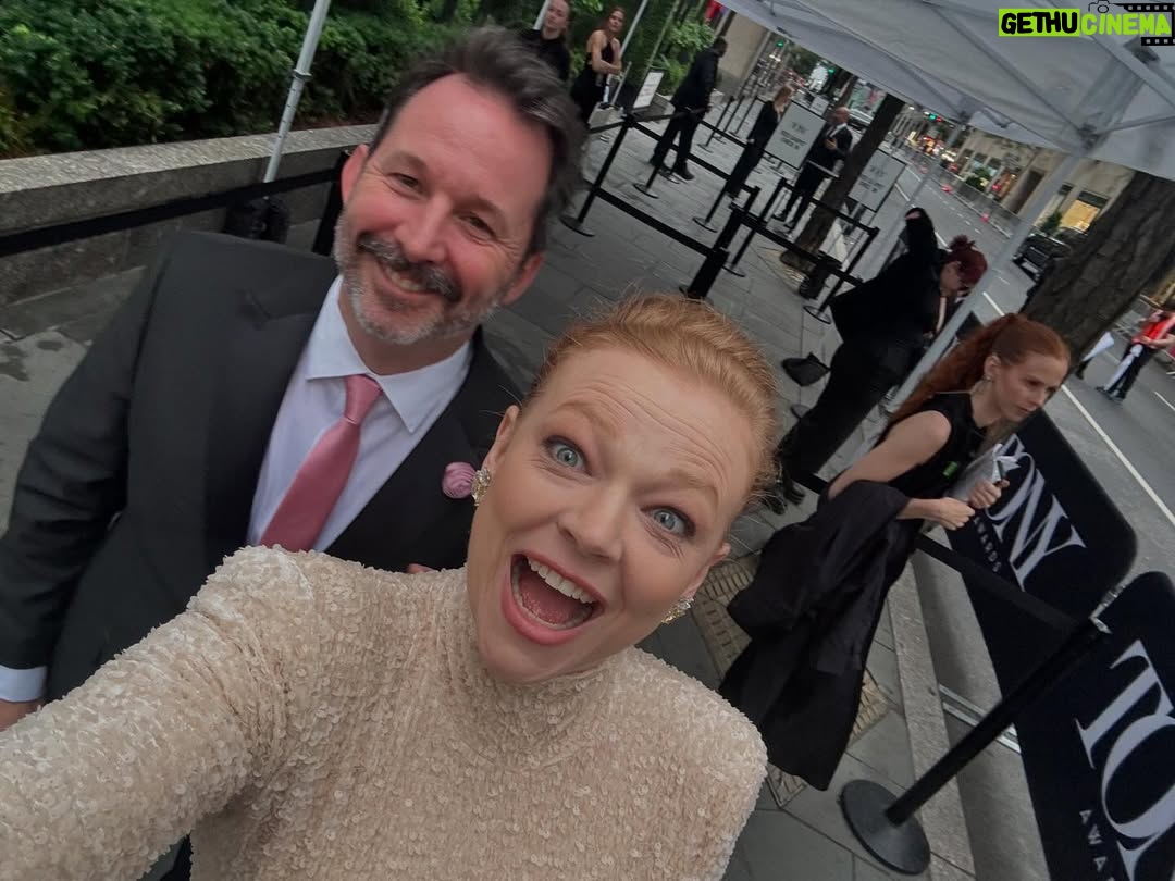 Sarah Snook - 26.4K Likes - Last on the carpet! #tonys