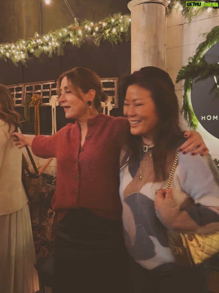 Sasha Alexander - 5.2K Likes - Holiday Festivities in full swing…Wreath Making with @negar_ali_kline @sara_riff x @sezane & celebrating @thirteenlune with the best @nyakio & @flamingo_estate 🎄🎄