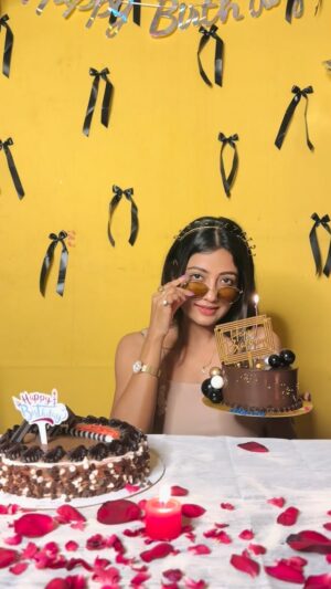 Sasmita Piyali Sahoo Instagram - Crazy Me🤪😎..
#reel #birthdaygirl #celebration #love #cake #happy #actress #odiagirl #beautiful #instagram #sasmitapiyalisahoo