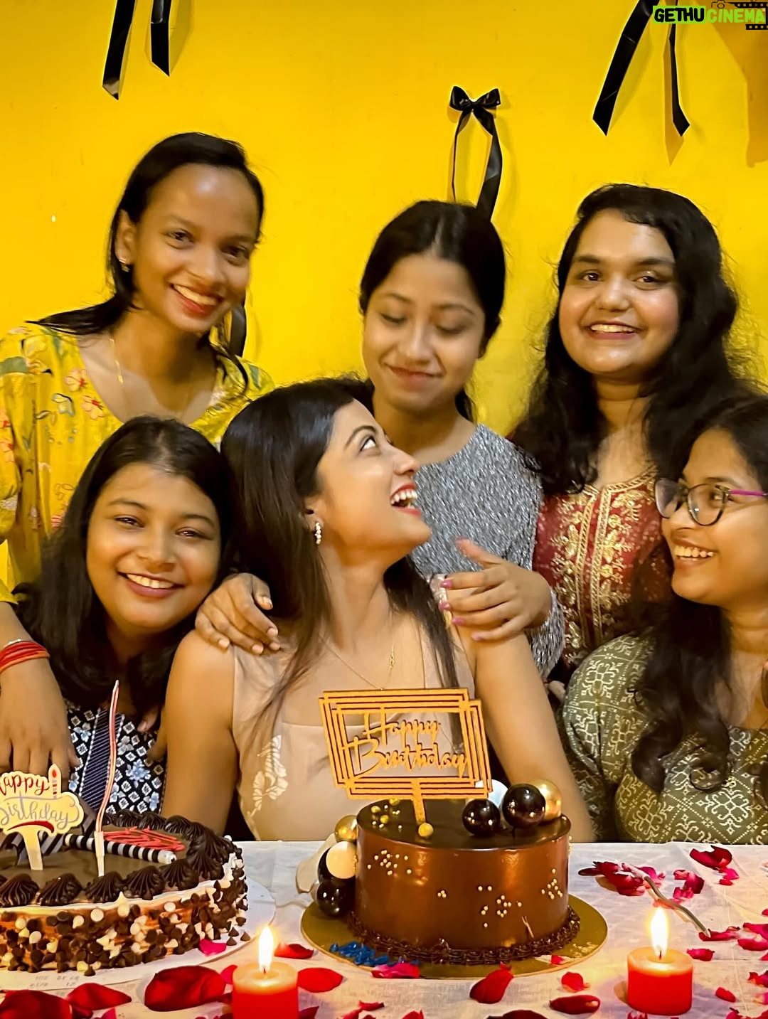 Sasmita Piyali Sahoo - 18.8K Likes - It is not how much we have, but how much we enjoy, that makes happiness🧿❤️..
.
.
#picofthday #family #purelove #happiness #special #feelings #smile #laugh #positivity #vibes #birthday #celebration #instagram #sasmitapiyalisahoo