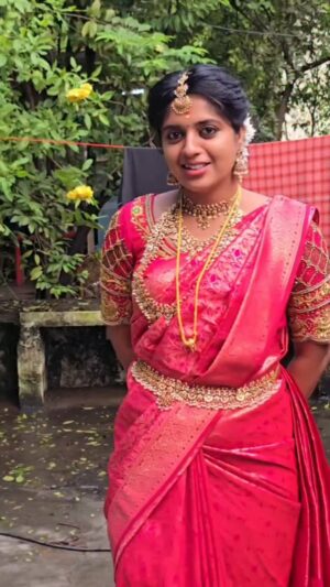 Sathya Devarajan Instagram - ❤️💃❤️💃
.
.
.
#DhanamSerial #sathya #tamilponnu #vijaytv #dancereels