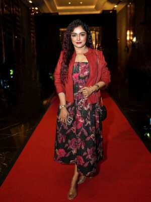 Sayantani Guhathakurta Instagram - ঘরের বায়োস্কোপ 
#tv9bangla2026
Swipe left ⬅️

Click - @reelswalebhaiya_abir