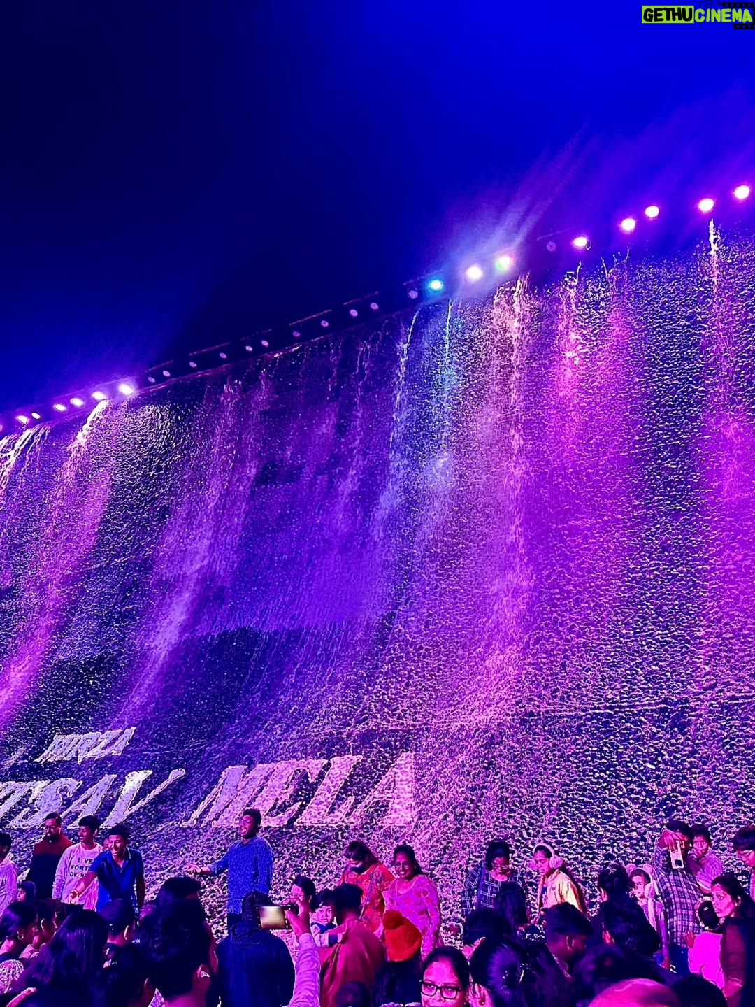 Sayantani Guhathakurta - 2.3K Likes - Making memories under the city lights 💙💗💜
Swipe left ⬅️
#today #weekend #lastdayinhydrabad #citylife #december