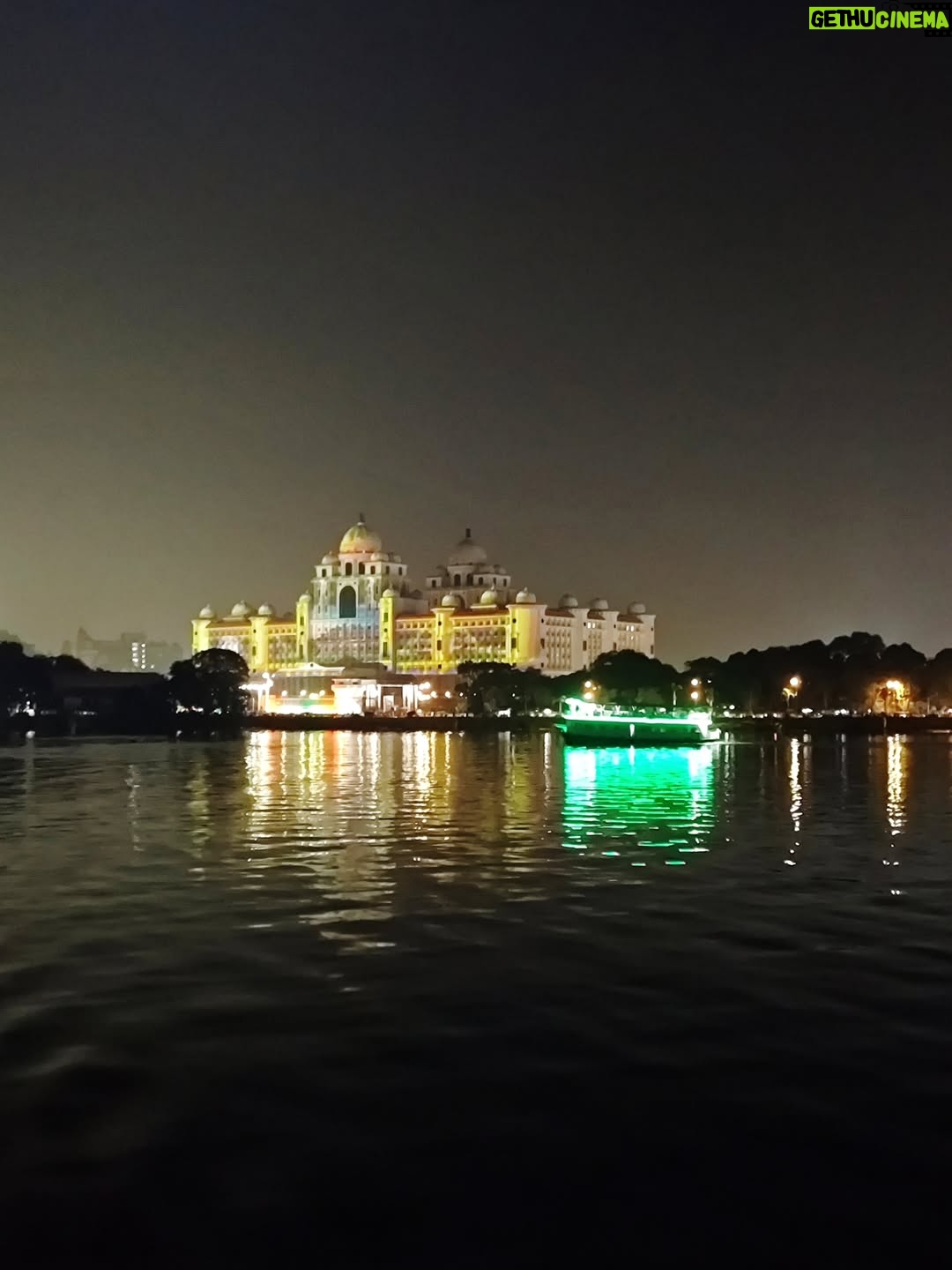 Sayantani Guhathakurta - 3K Likes - HusenSagar Lake 🩷
Swipe left ⬅️

#hydrabaddairies #traveldairies❤️ #lightnsound  #happylife
