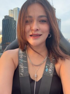 Sazzy Falak Instagram - That one time we did “Dining in the Sky” @ditsmalaysia — because why eat on the ground when you can float with the skyline? 😌
I love heights, and being able to watch KL shift from a warm sunset into a sparkling city of lights… 😍 It’s a view I’ll remember for a very long time.
Amazing company, amazing food, and a little adrenaline — the perfect recipe for an unforgettable night.
#ditsmalaysia #nashsazzy