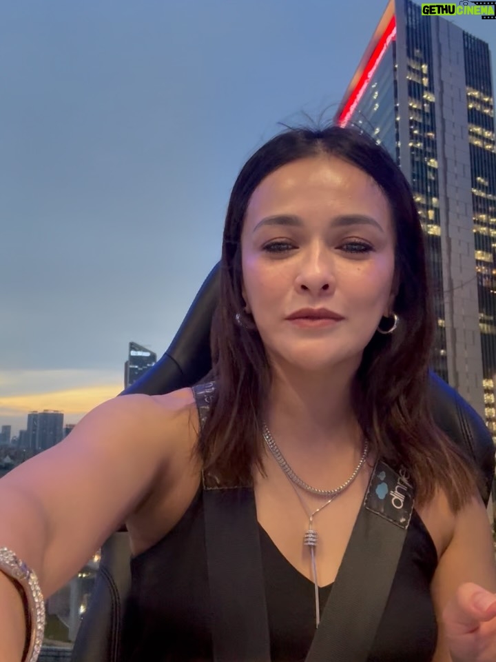 Sazzy Falak - 1.9K Likes - That one time we did “Dining in the Sky” @ditsmalaysia — because why eat on the ground when you can float with the skyline? 😌
I love heights, and being able to watch KL shift from a warm sunset into a sparkling city of lights… 😍 It’s a view I’ll remember for a very long time.

Amazing company, amazing food, and a little adrenaline — the perfect recipe for an unforgettable night.

#ditsmalaysia #nashsazzy
