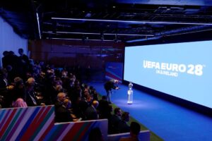 Seema Jaswal Instagram - What an honour to host the official @uefaeuro 2028 launch in the heart of Piccadilly Circus—one of the world’s most iconic stages!

The challenge? Hitting the exact reveal time of 20:28… live, with nothing but a digital clock. Pure live presenting pressure and moments like this are exactly why I love what I do.

Sharing the stage with true football legends @themichaelowen @no1shaygiven Ashley Williams and John Collins made the night even more special. 
Brilliant voices, brilliant energy.

Huge thanks to the incredible UEFA team for trusting me with such a landmark moment. Launching UEFA EURO 2028 on home soil is something I’ll never forget and this tournament is going to be unforgettable. 💛⚽️

Suit by @lkbennettlondon ✨
See you in 2028… 👀

👇 Which host city are you most excited for?

#EURO2028 #UEFAEURO2028 #UEFA #Football #LiveBroadcast