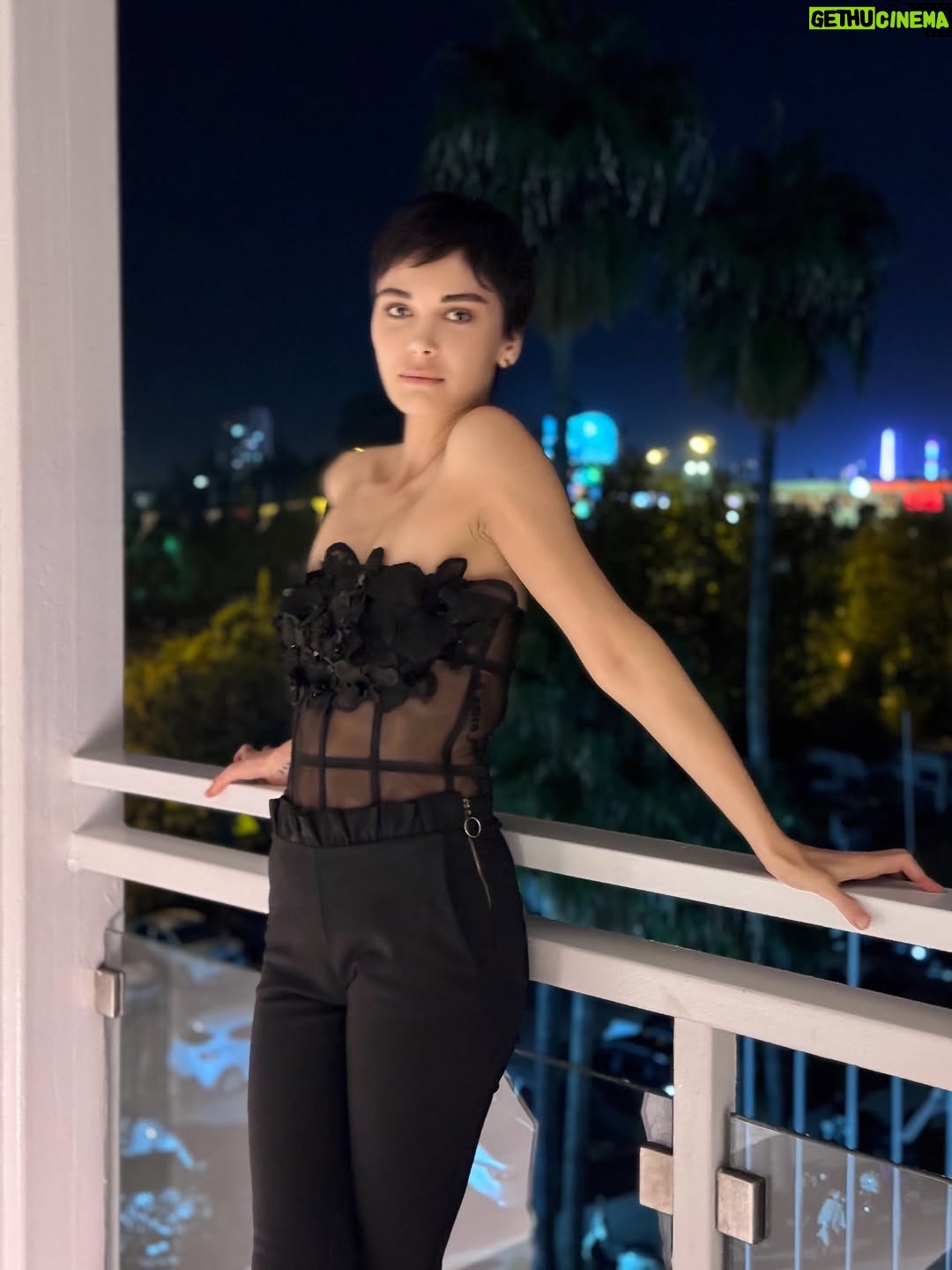 Sevcan Yaşar - 7.3K Likes - 🖤✔️