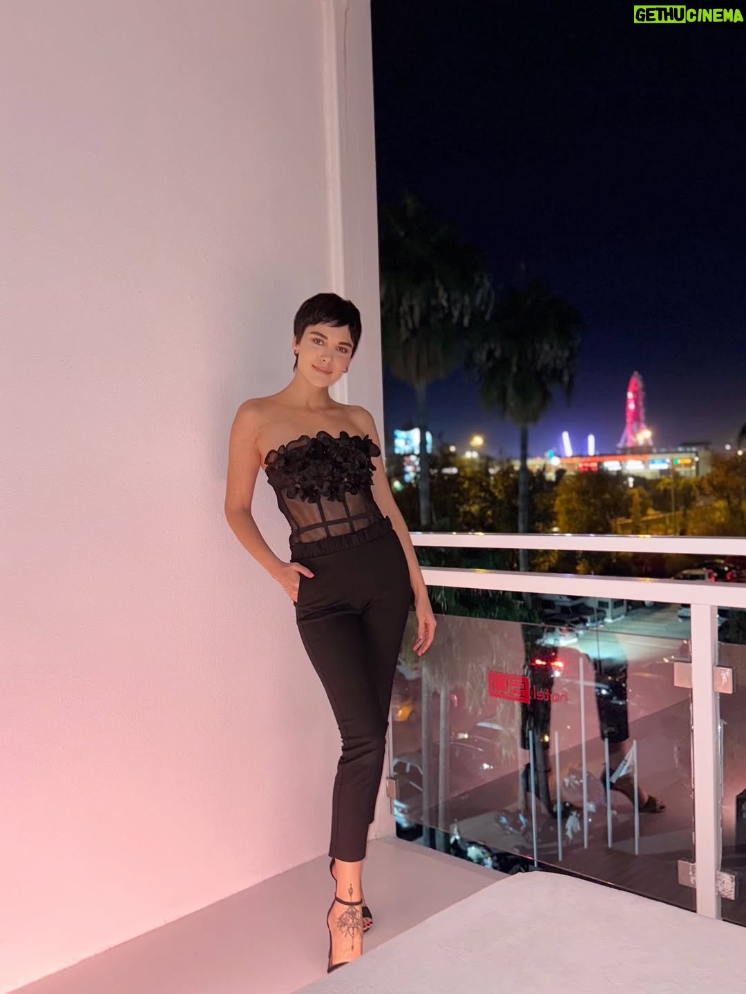 Sevcan Yaşar - 7.3K Likes - 🖤✔️