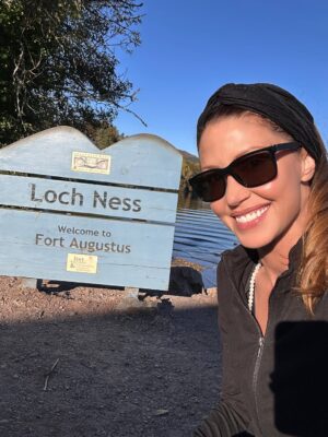 Shannon Elizabeth Instagram - Traveling through #Scotland & it's absolutely STUNNING! What a beautiful country!! 

Drove through Glencoe, Fort Williams & now in Fort Augustus looking for the Loch Ness monster. 🦕

Where shall I go today?? Time will tell. ✨

#travel #explorer #exploring #visitscotland