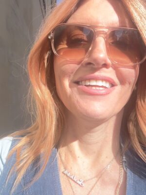 Sharon Horgan Instagram - Thank you Paris and @hermes. It was all beautiful 

@hermes Suit and boots and bag and bracelet
@agentprovocateur bra
@branchonthepark necklaces and rings
@florriewhitemakeup 
@knightjosh hair
@sivey_ hot date