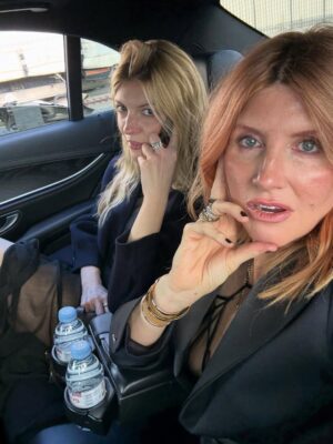 Sharon Horgan Instagram - Thank you Paris and @hermes. It was all beautiful 

@hermes Suit and boots and bag and bracelet
@agentprovocateur bra
@branchonthepark necklaces and rings
@florriewhitemakeup 
@knightjosh hair
@sivey_ hot date