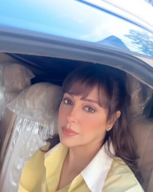 Shazia Naz Instagram - Main character energy almost activated … BTS chaos, glam, and lowkey slay!
PS : Reel dropping tonight, watch this space 👀
#Shazianazkhan #maincharacterenergy #behindthescene #watchthisspace #styletrends #slaytheday #jazzmerisuperpower