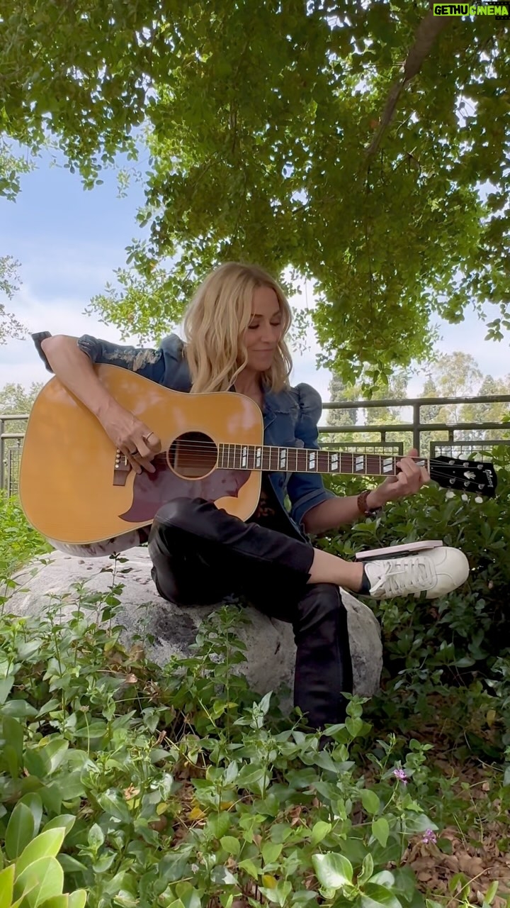 Sheryl Crow - 37K Likes - May is Mental Health Awareness month. In a recent moment when I was really struggling, I picked up my guitar and wrote a song. I sent it to some friends and got such a strong reaction that I’m going to put it out this week - it’s called “I Know”. Sometimes when we’re struggling, just knowing that another soul can relate to what we’re feeling makes things a little bit better. That’s what this song is about. 

At times, our challenges can seem so overwhelming that we need professional help, which for a lot of folks isn’t always easy to find or access.

I recently came across a mental health charity that resonated with me called To Write Love On Her Arms @twloha - their mission statement  is “presenting hope and finding help for people struggling with depression, addiction, self-injury, and suicide.” When we’re struggling, we all need hope. And when you add help to hope, you can overcome huge challenges. 

Therapy is often not covered by insurance and is expensive. To Write Love On Her Arms provides resources so people in need of help can find affordable care. And this I REALLY love: they have a “Disconnect to Reconnect” challenge which encourages people to get off social media for two weeks and reconnect what matters most. Social media isn’t really great for anyone’s emotional well-being, so encouraging folks to out the phone down and enjoy nature, family and friends, music….I do that all the time, and I know how beneficial it is to take a break.

I encourage you to check out To Write Love On Her Arms, check out the resources on their website and see if they might help you or someone you love. And if it does, please consider donating to them or any mental health charity that resonates with you.

With love to all,

Sheryl 

#mentalhealth #mentalhealthawareness #iknow