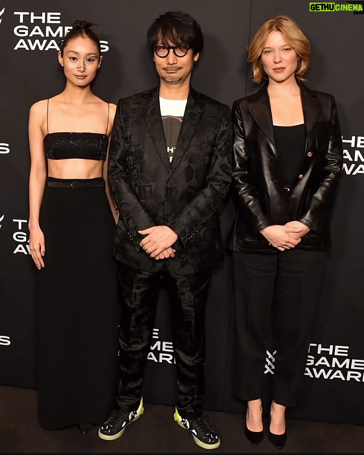 Shioli Kutsuna - 33.2K Likes - 3 year journey with @hideo_kojima &
@kojipro2015_official family. 秀夫監督の世界に参加できて、幸せです。有難うございます🥹 

#DEATHSTRANDING 2 ON THE BEACH out now🎮💝 みなさんゲームの中で会いましょ〜〜🐨🤰☔️🌈