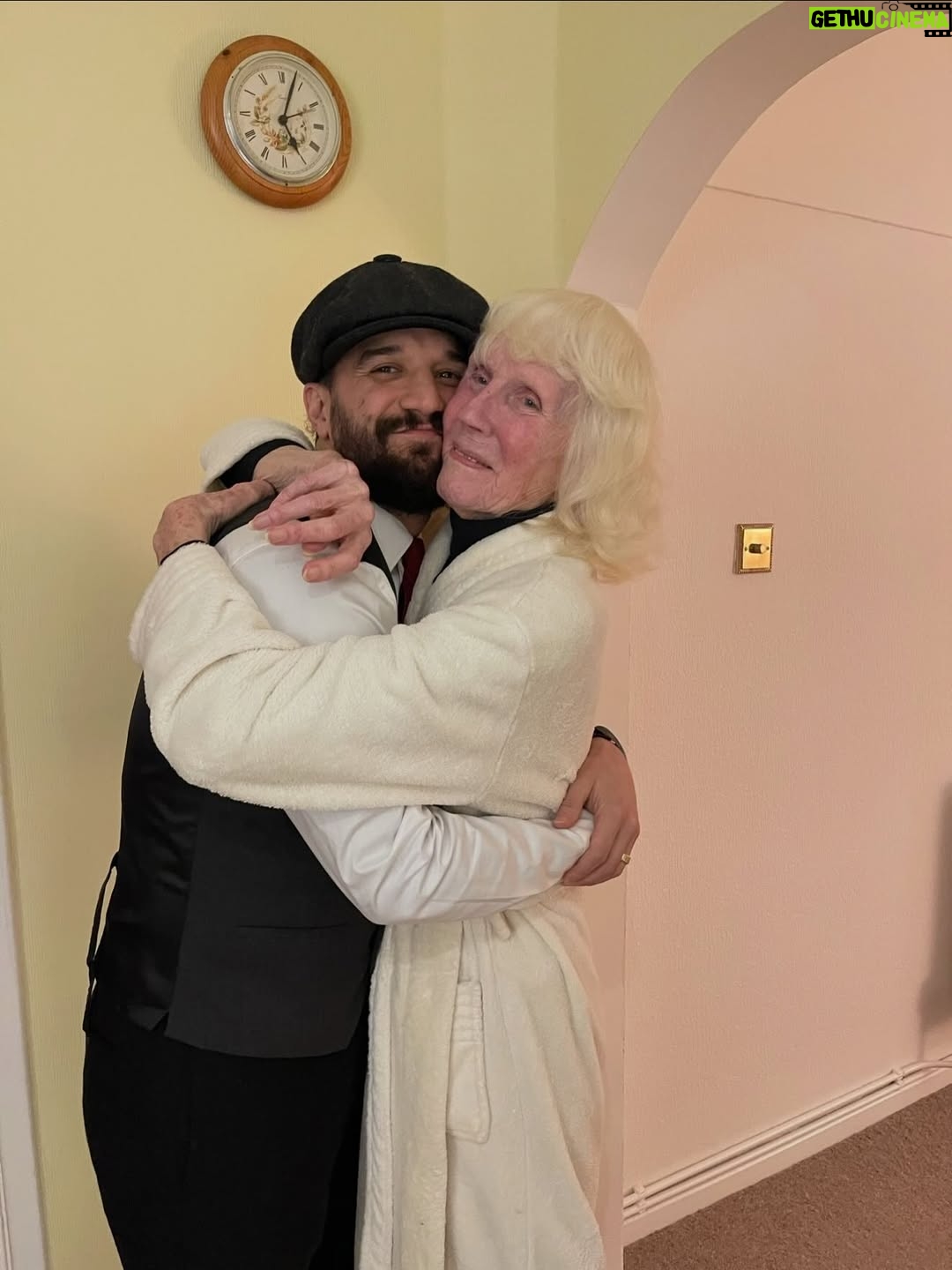 Shirley Ballas - 13K Likes - My dearest Auntie Mavis … where do I begin ❤️ How I’ll miss you so very much. I’ll miss all your sayings of “you’re right love”, “do you know what I mean like love”, “yeah I know” and I’d say “no you don’t know Mavis”. That one was my favourite. 

Mavis was always there for me and my family, she had been like a second mum to me. Mum and I are sad you’re not here with us any more, Mavis. We will treasure the memories. Mum has many that’s for sure. Her best friend of over 65 years.

The bond between Mavis and my mother was absolutely unbreakable. We will miss every minute of every second not chatting with you, talking with you and you making us laugh with all your antics. May you rest in peace now with your beautiful daughter Helen and your wonderful husband. We will celebrate you often, talk about you often, laugh often with all the things that you and my mum got up to. I truly thought that you would live forever, Mavis. 

Thank you for always being there for me through the ups, through the downs and through all the parts of my life. Thank you for tuning into @bbcstrictly and then switching off after you’d seen my dress. That always made me smile. 

I’ll treasure every single memory I ever had with you. Rest in peace beautiful Mavis. Hugs and  love, Shirley and Audrey. X