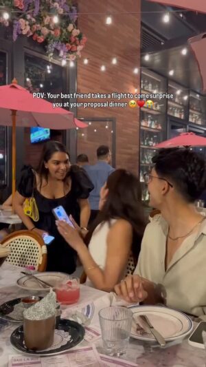 Shivvani Paatil Instagram - @ashna.kothari flew in from NYC to Chicago to surprise me on my proposal day! @iamshyamsamani planned this day perfectly, having my best friend there made it so much more special 🥹♥️😭 He knew exactly how to make this day special 🥹
